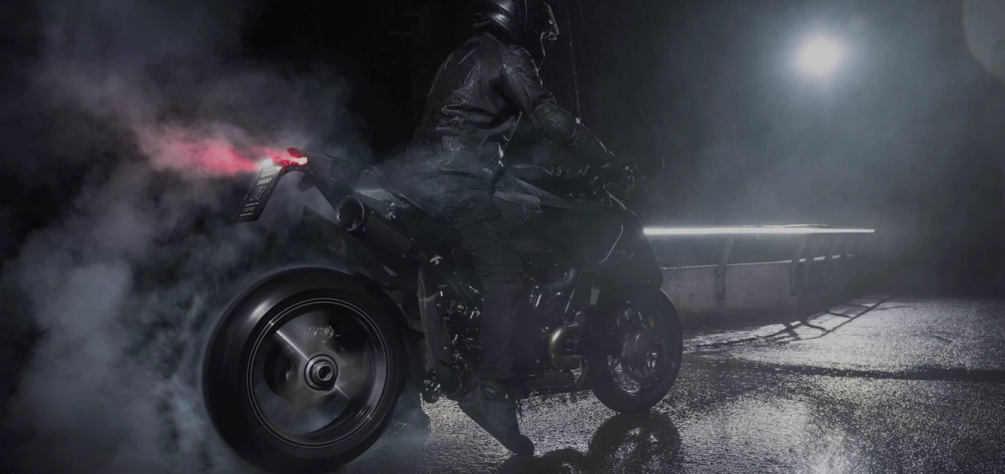 لـوازم یـدکی کی‌تی‌ام لنـد